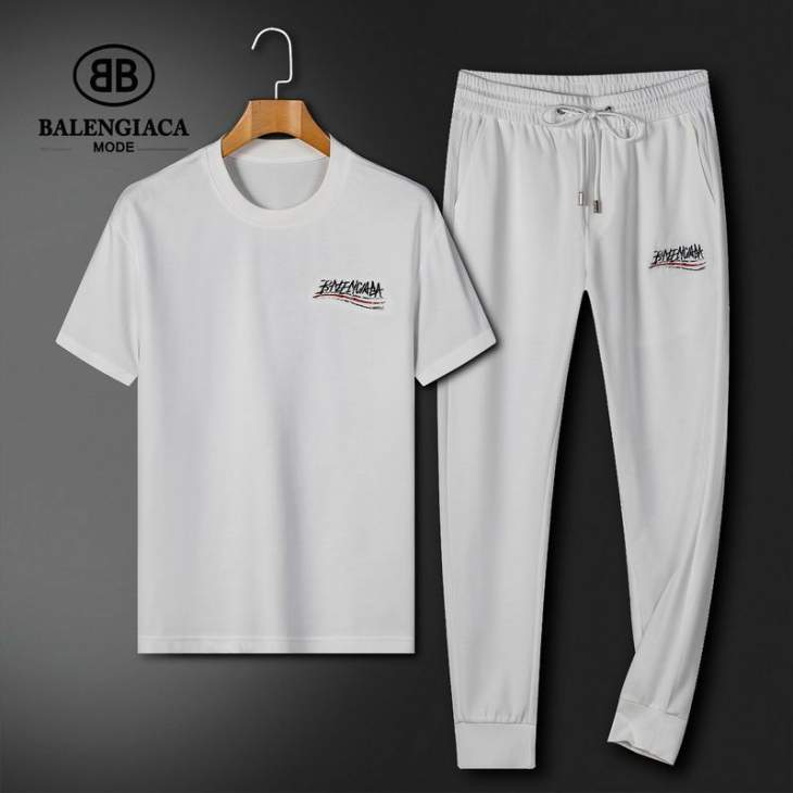 Picture of Balenciaga Sweater Suits _SKUBalenciagaM-3XL25cr21736873
